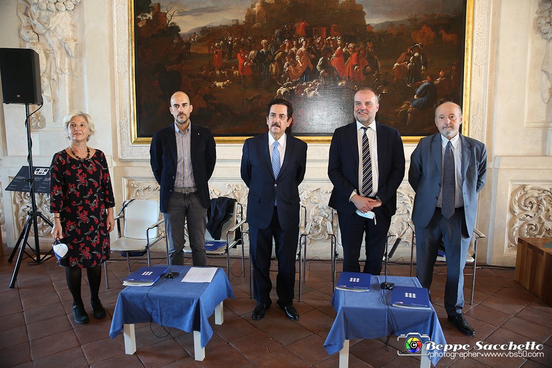 VBS_2021 - Mostra  Il mondo in una stanza. Testimonianze di culture extraeuropee.jpg